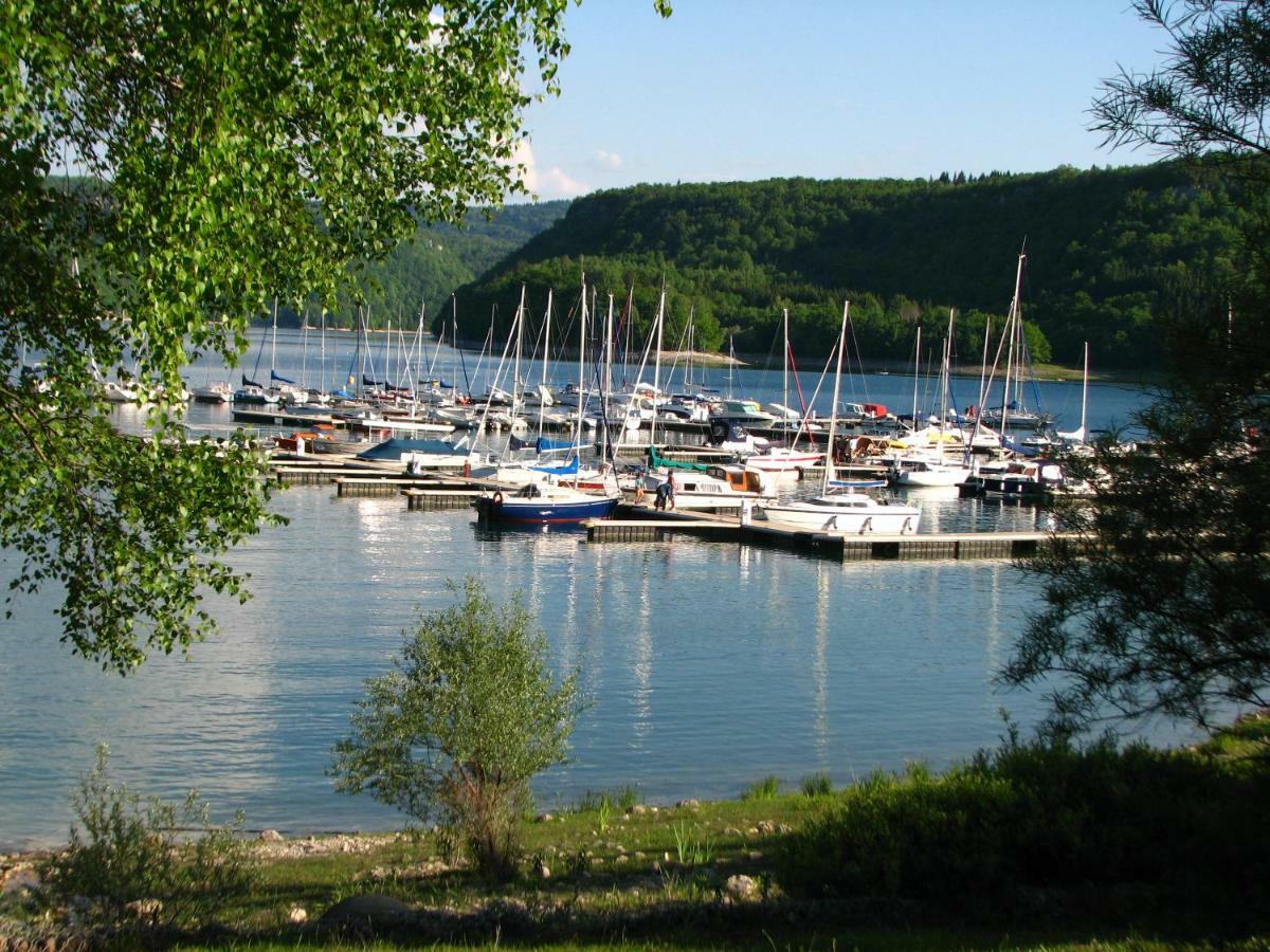 Vvf Jura Lac De Vouglans Maisod Bagian luar foto